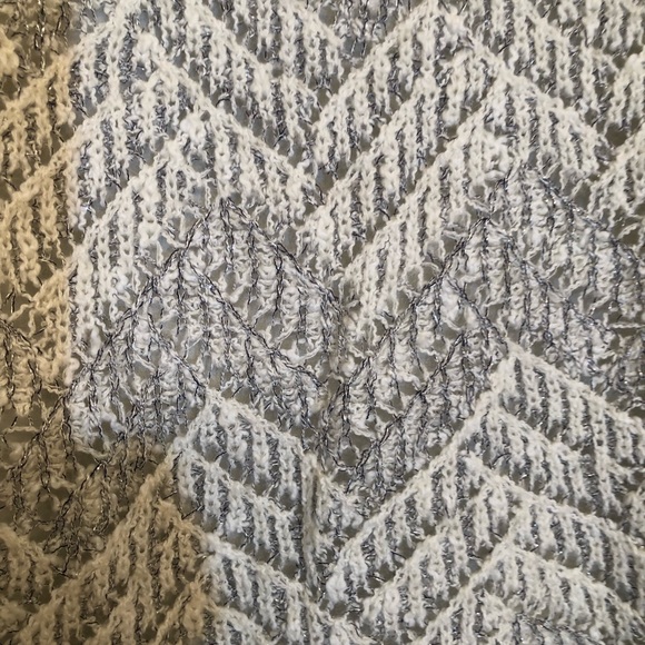 Lucky Sweaters - Picture 2 of 6